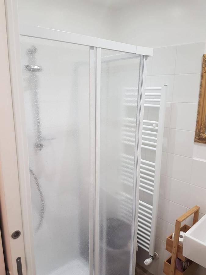 Gusterhouse Panzió Ivrea Kültér fotó