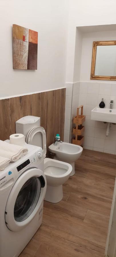Gusterhouse Panzió Ivrea Kültér fotó