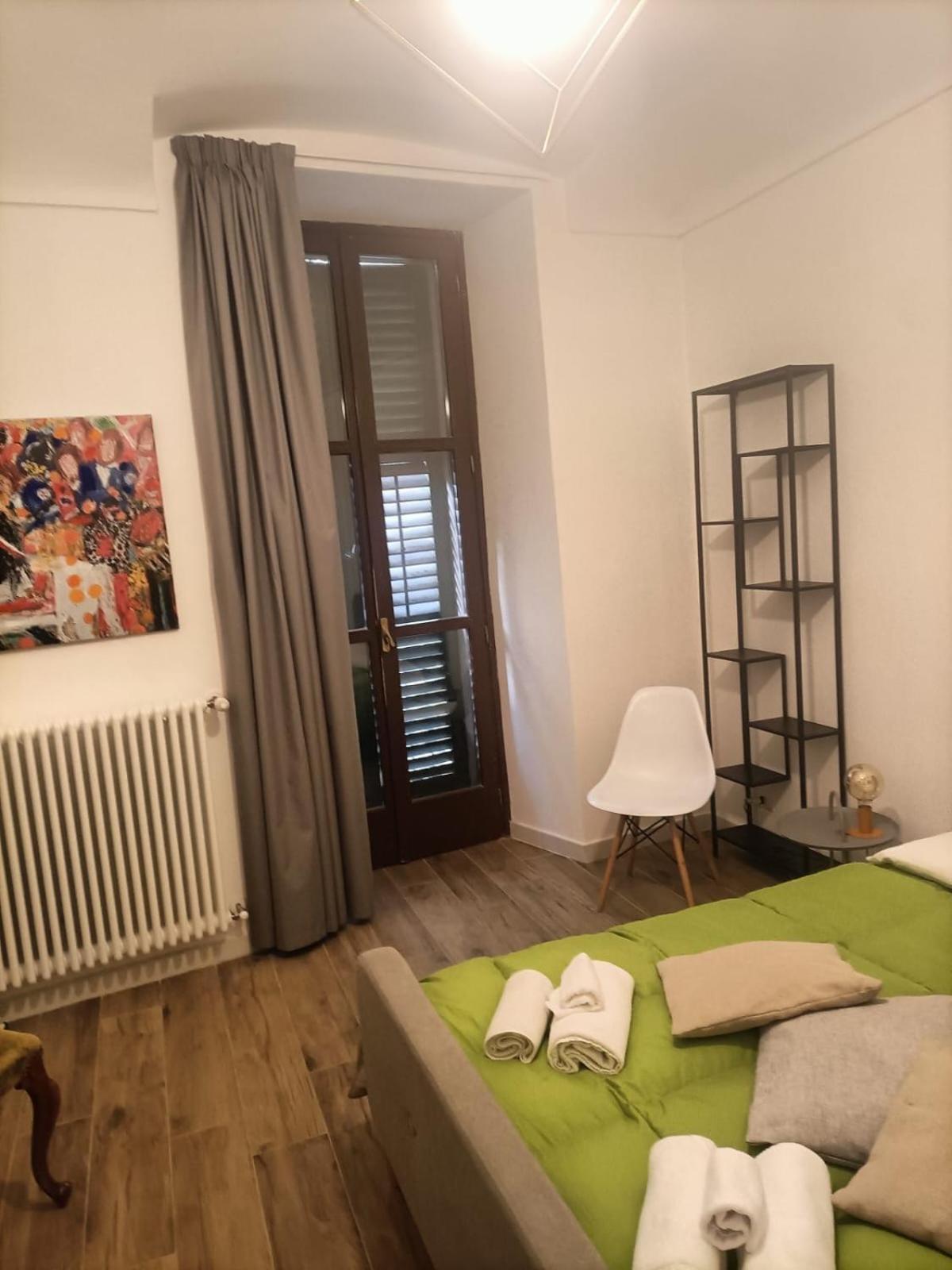 Gusterhouse Panzió Ivrea Kültér fotó